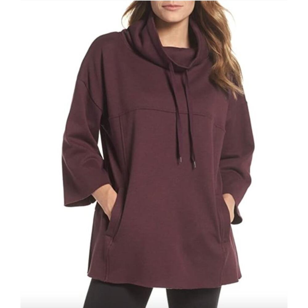 NWOT Women's Cozy Sherpa Ugg Astrid Poncho Sweater Robe in Burgundy size XS/S